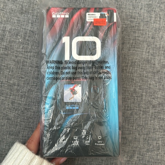 GoPro Hero 10 - Picture 1 of 3